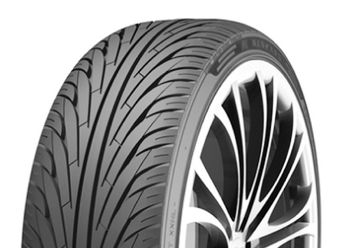 NAKA  215/45 R 17  NS-2