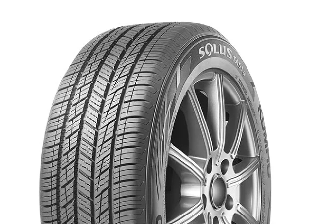 KUMH  215/55 R 17  TA51