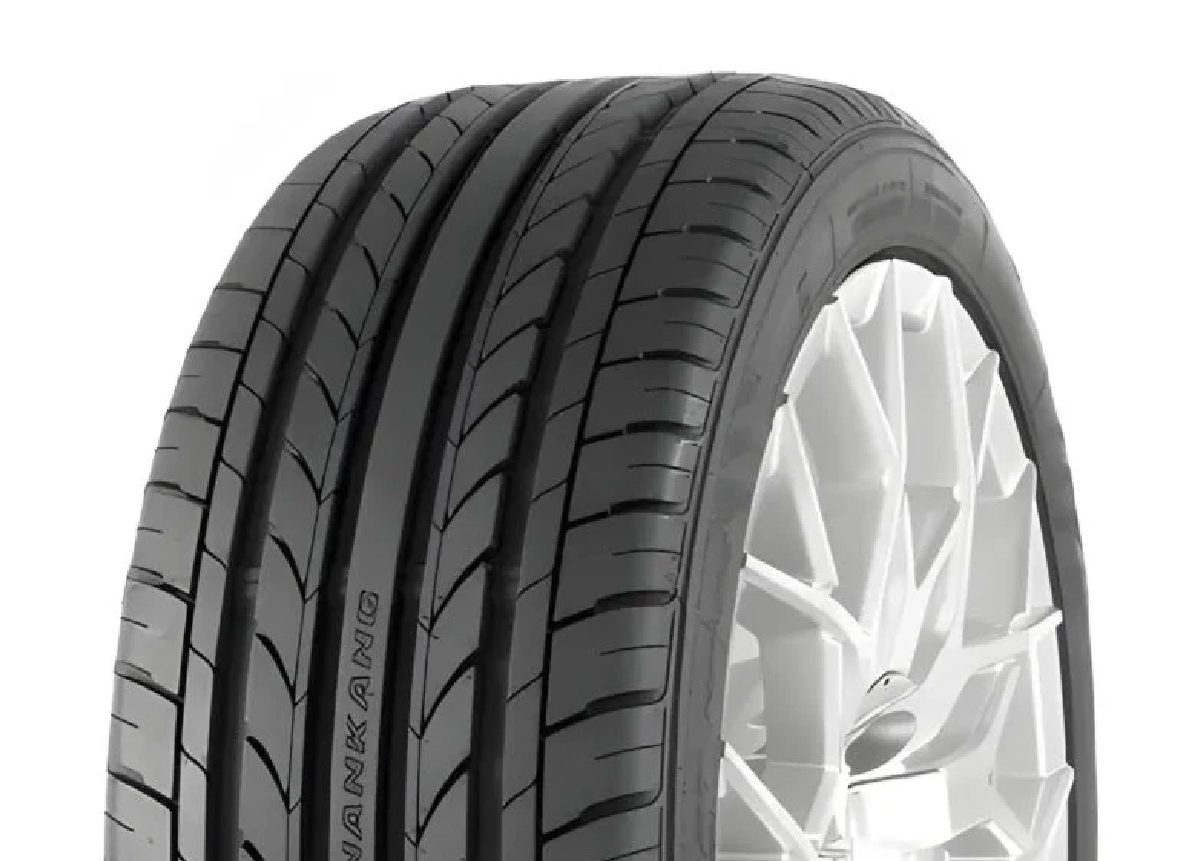 NAKA  215/55 R 17  NS-20