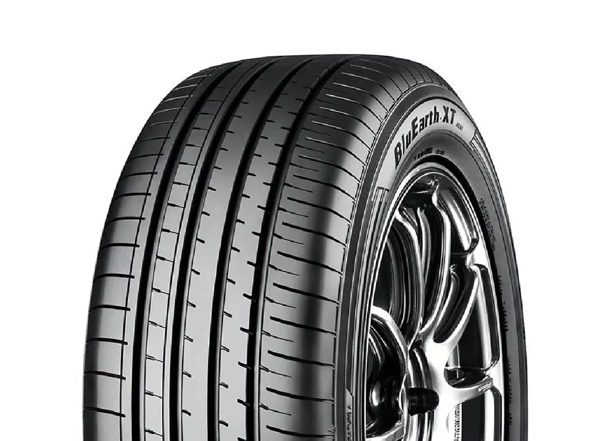 YOKO  225/55 R 18  AE61